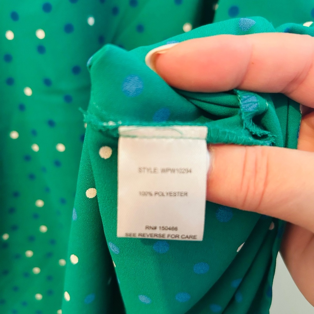 41 Hawthorn Green and White Polka Dot Blouse - Picture 4 of 9